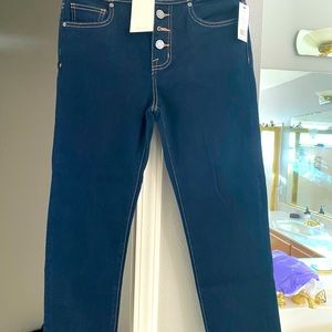 New with tags.  High waisted Joie jeans.  Style is called Laurelle.